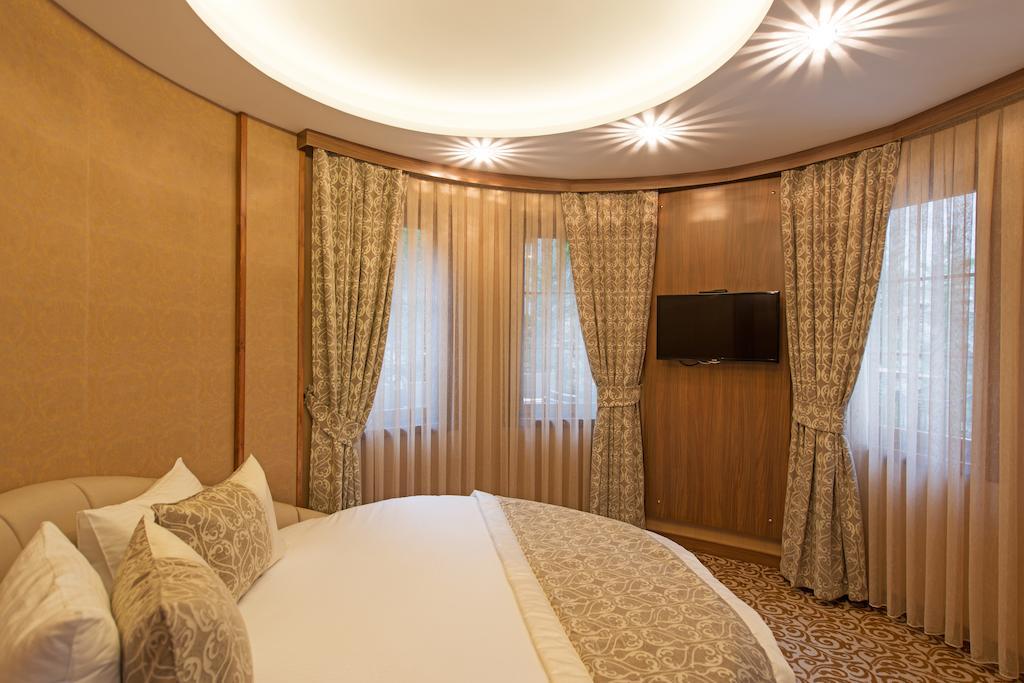 Cesmeli Konak Hotel Сіліврі Номер фото