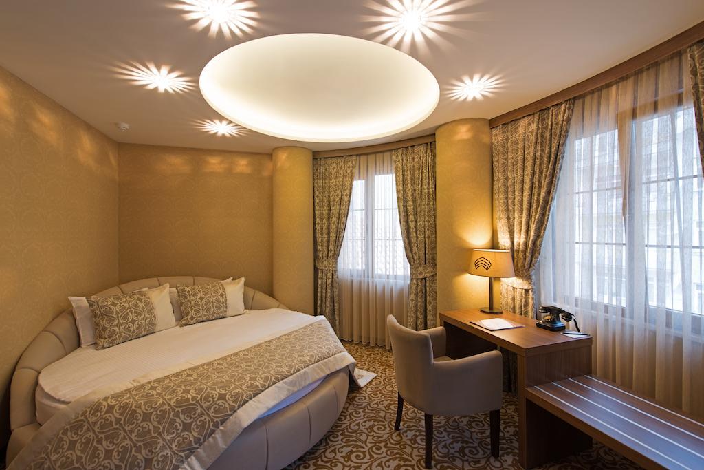 Cesmeli Konak Hotel Сіліврі Номер фото